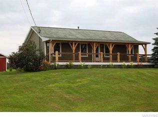 2573 School St, North Collins, NY 14111