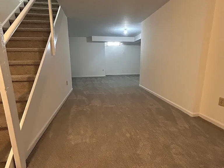 235 Red Oak Ln #235 — Photo 8