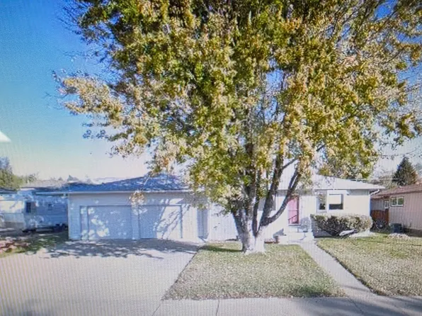 517 27th Ave NE, Great Falls, MT 59404
