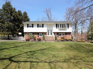 16 Wick Rd, East Brunswick, NJ 08816