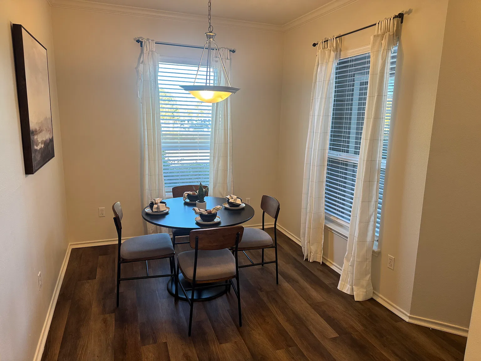 2 bed, 1187 sqft, $2,315 — Photo 1