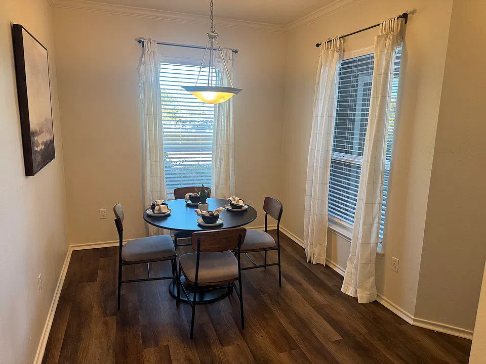 18323 E Mainstreet #6202