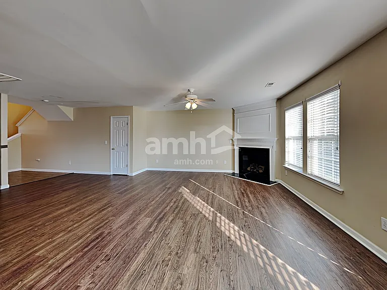 3 Semmelrock Dr — Photo 6