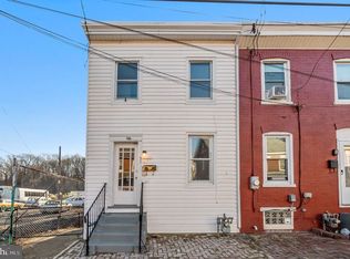 31 Upland Ave, Chester, PA 19015