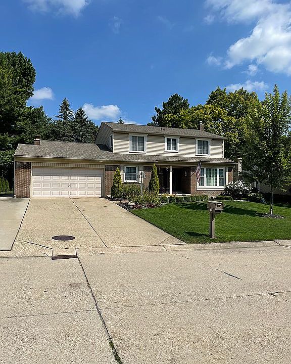 1st image of 15744 Robinwood Dr