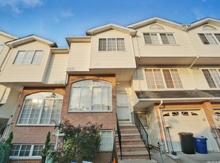 23 Rutherford Ct, Staten Island, NY 10309