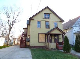 742 5th St, Aurora, IL 60505