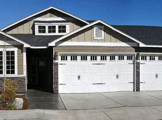 715 E Lakeview Ln, Spokane, WA 99208