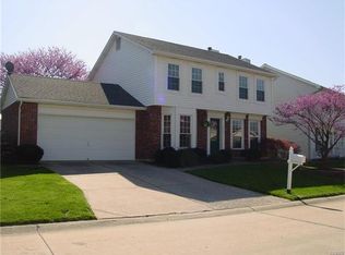 14 Garden Gate Ct, Saint Peters, MO 63304