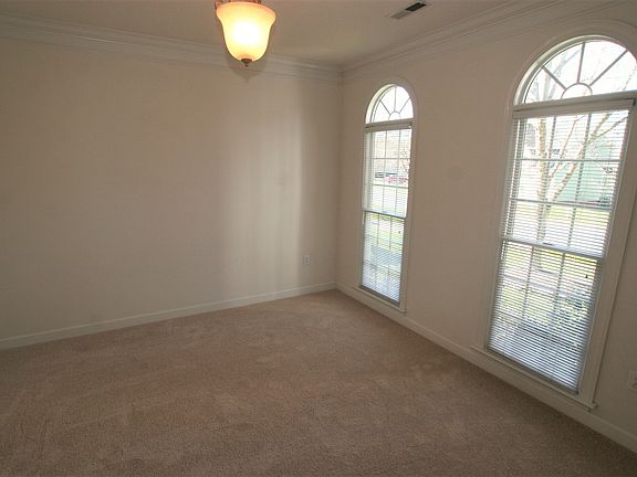 2nd image of 4912 Crownvista Dr