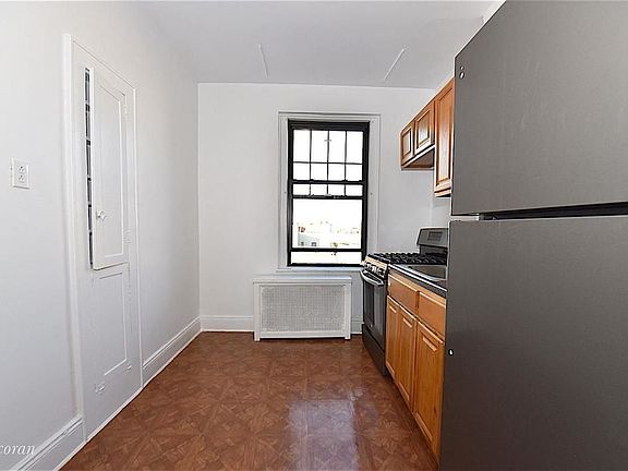 2nd image of 3056 30th St #6K