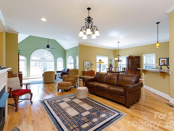 5th image of 2509 Georgemont Ct