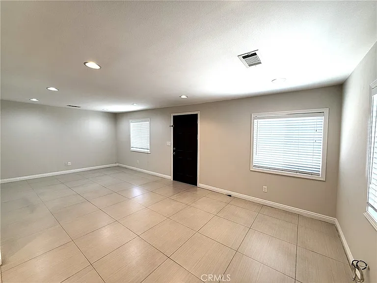 2730 Denton Ave — Photo 1