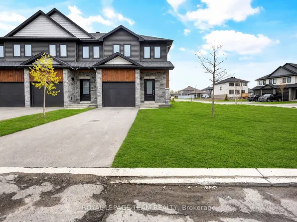 126 Dowdall Cir, Carleton Place, ON K7C 0S4