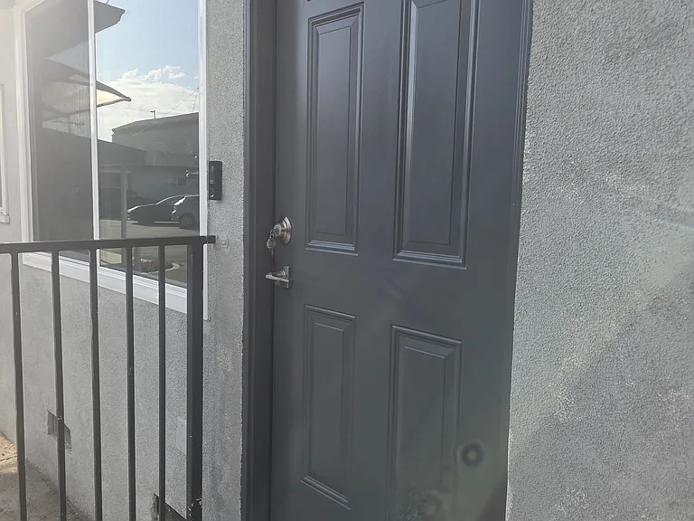 1500 S Glendale Ave #4 — Photo 23