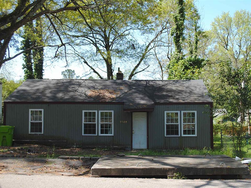 2nd image of 3809 Brewer St