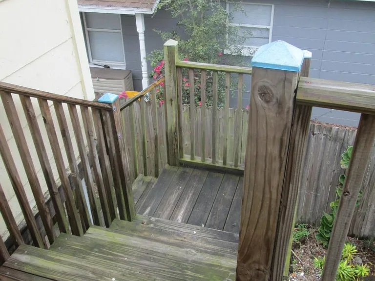 1309 W Lemon St #C — Photo 3