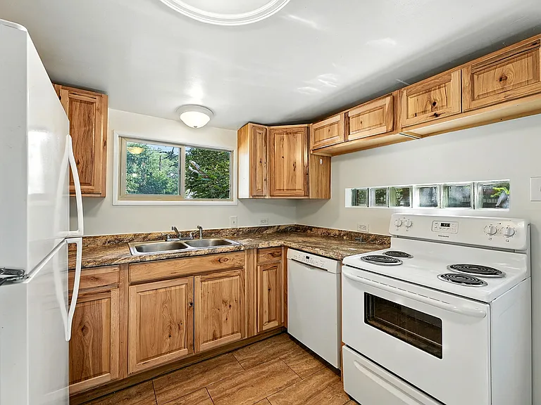 5631 W 16th Ave — Photo 9