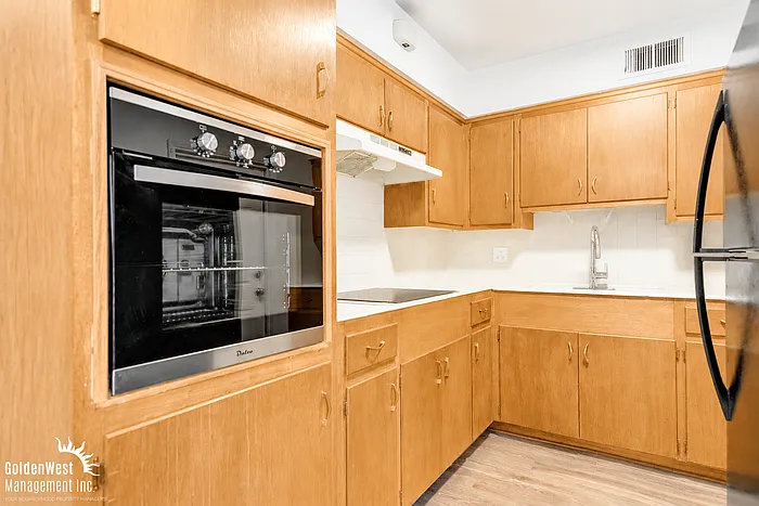 1 bed, 1.0 bath, 600 sqft, $1,075 — Photo 4