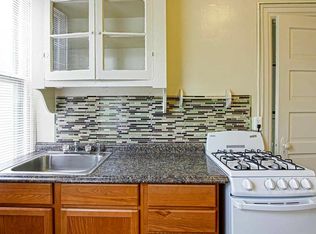 653 E Capitol SE #6AD16A880, Washington, DC 20003