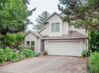 1310 NE Harbor Rdg, Lincoln City, OR