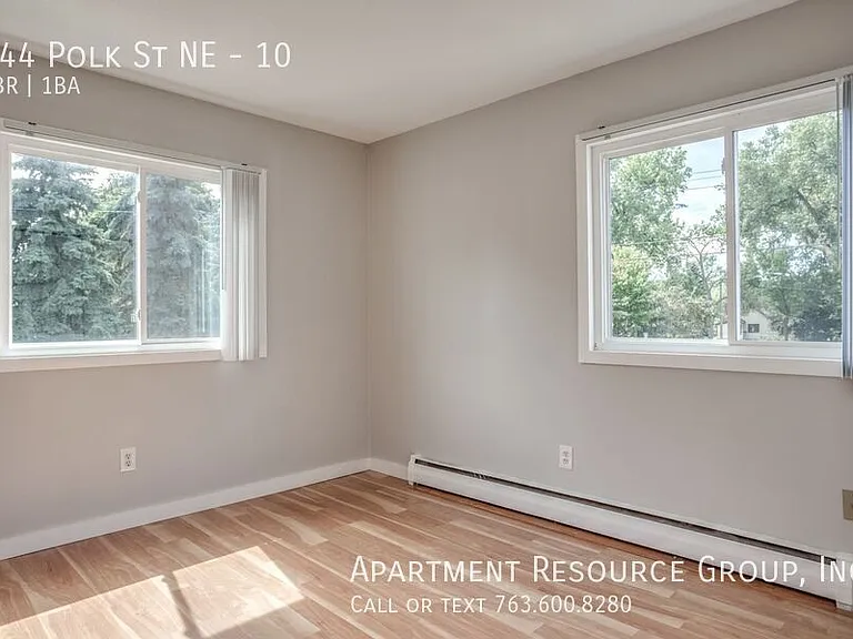 744 Polk St NE #10 — Photo 19
