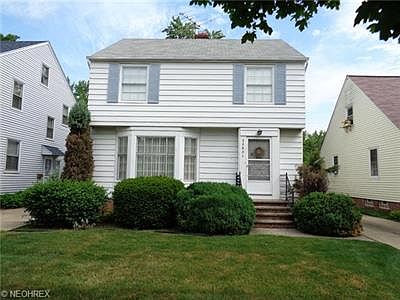 1st image of 22051 Roberts Ave