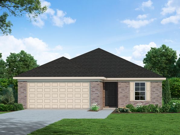 Progress Series 1350 Plan, Huntland Estates