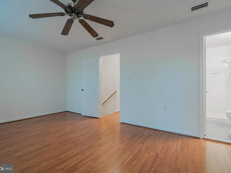 14167 Royal Oak Ln — Photo 22