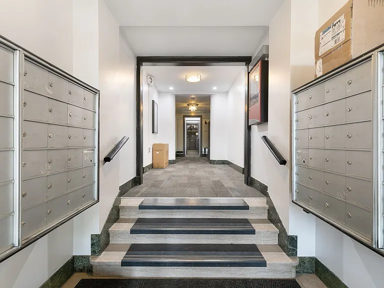 The Shore Manor — Photo 12
