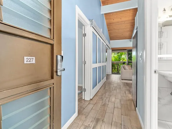 4440 Lower Honoapiilani Rd #227, Lahaina, HI 96761