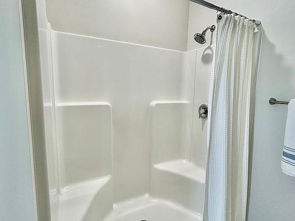 5th image of 6108 Coventry Dr #Ccba2503b