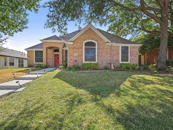 841 N Old Orchard Ln, Lewisville, TX 75077