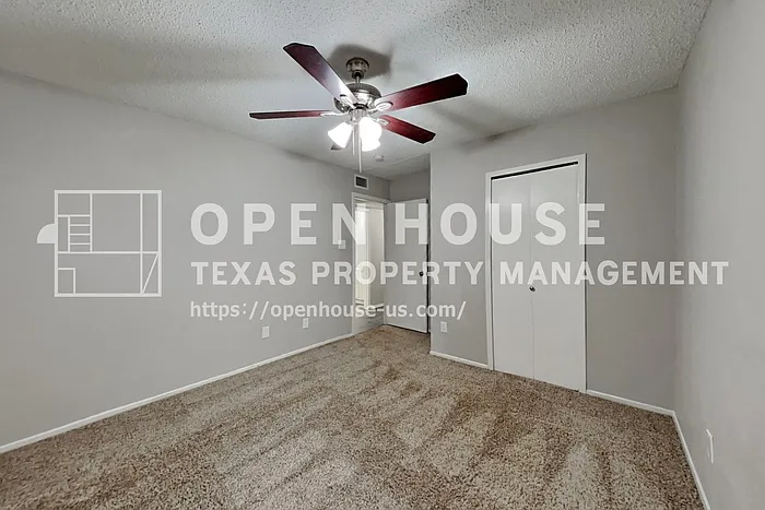 2732 Cancun Ln — Photo 15