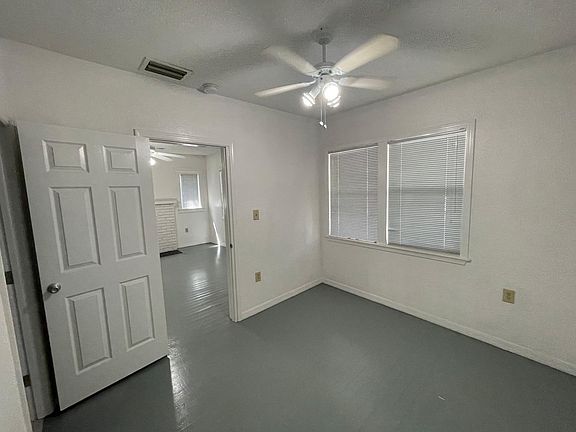 5th image of 829 N Thornton Ave