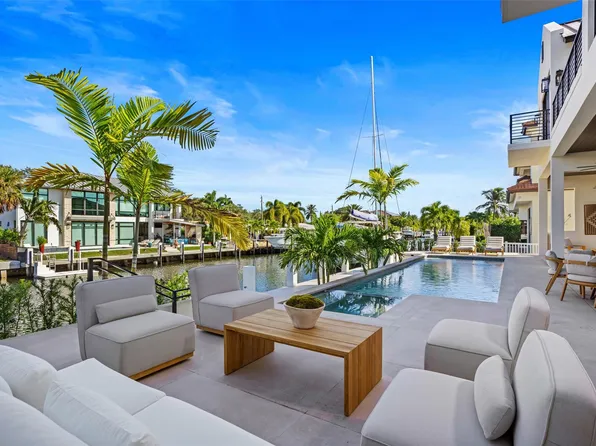 2521 NE 48th Court, Lighthouse Point, FL 33064