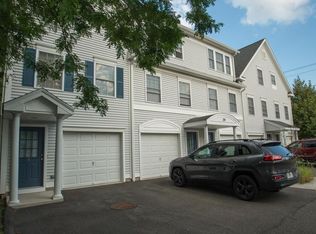 289 Naugatuck Ave UNIT 1, Milford, CT 06460