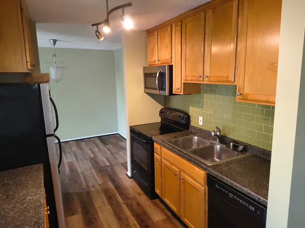 4130 Rahn Rd APT 322, Eagan, MN 55122