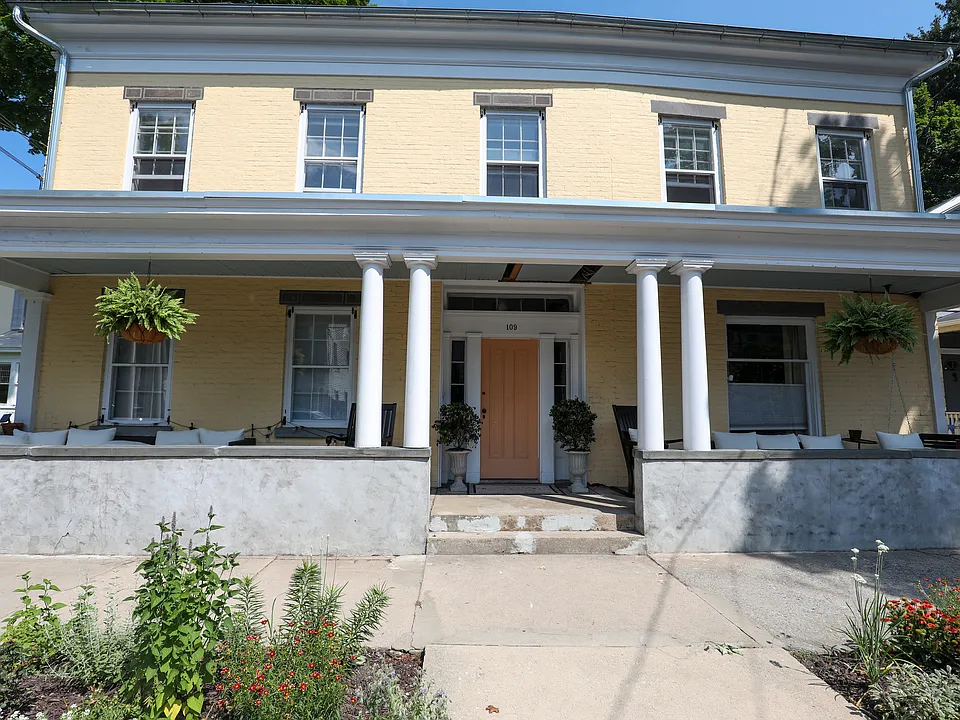 109 Saint James St #5