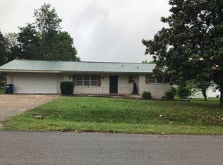 814 Locust St, Mountain Home, AR 72653