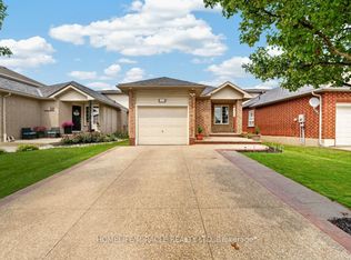 125 Hawkins Dr, Cambridge, ON N1T 1Z8