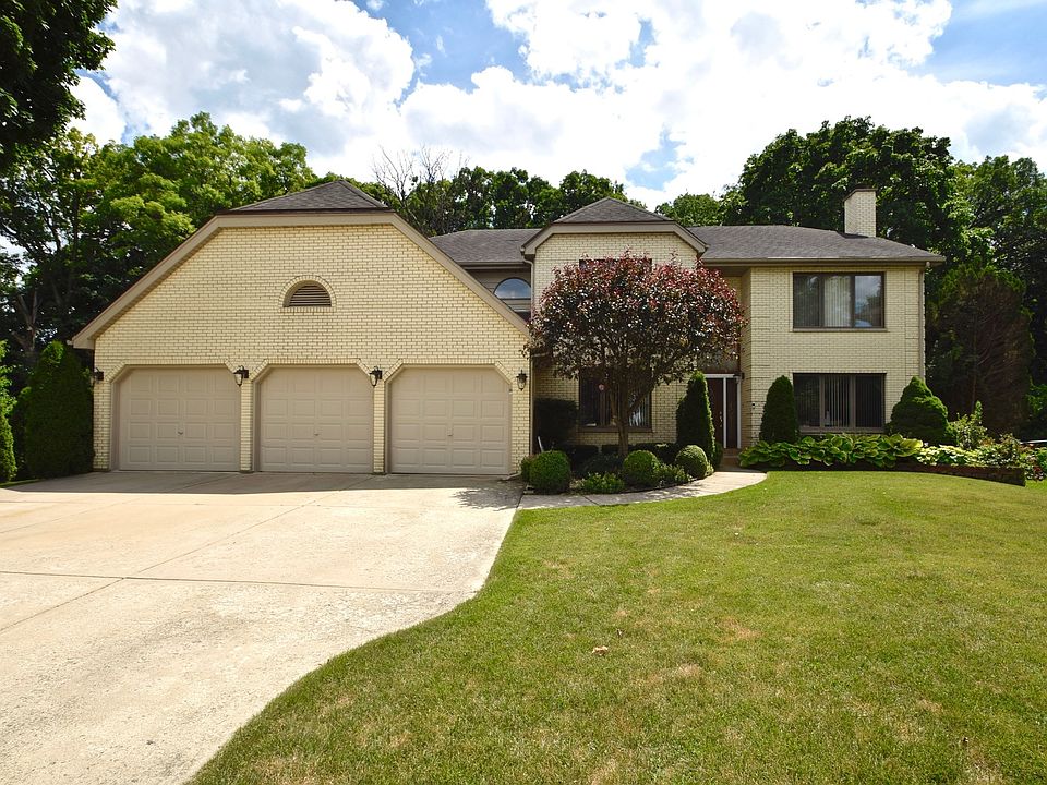 1st image of 712 Catino Ct