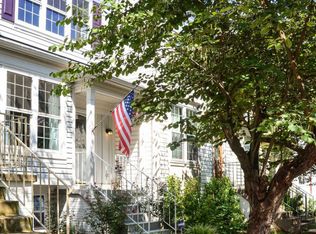 326 Stable View Ter NE, Leesburg, VA 20176