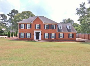 1812 N Chestnut Grove Dr, Marietta, GA 30066