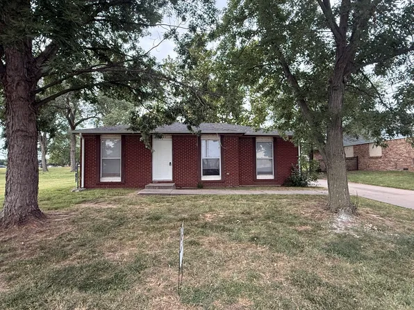 7001 W Newell St, Wichita, KS 67212