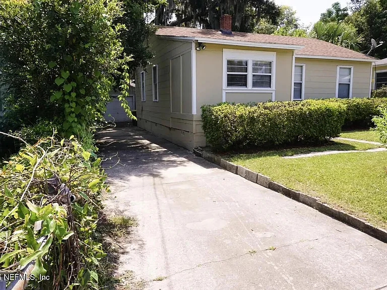 7545 Wilder Ave — Photo 8