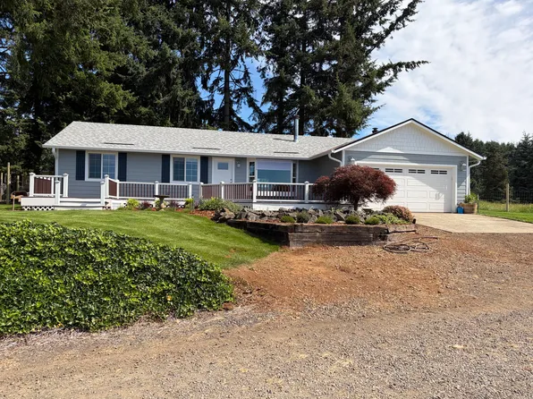 16775 NE Fairview Dr, Dundee, OR 97115