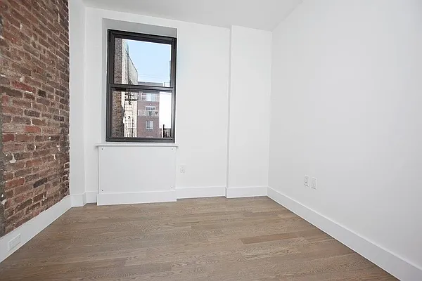 Rented by REAL New York | media 22