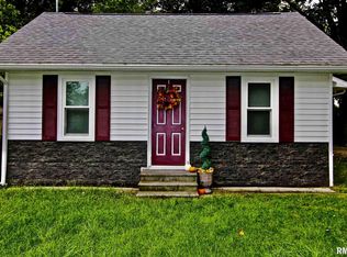 129 S Euclid Ave, East Peoria, IL 61611