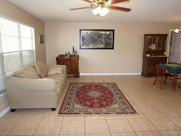 4th image of 11123 McFadden Ave